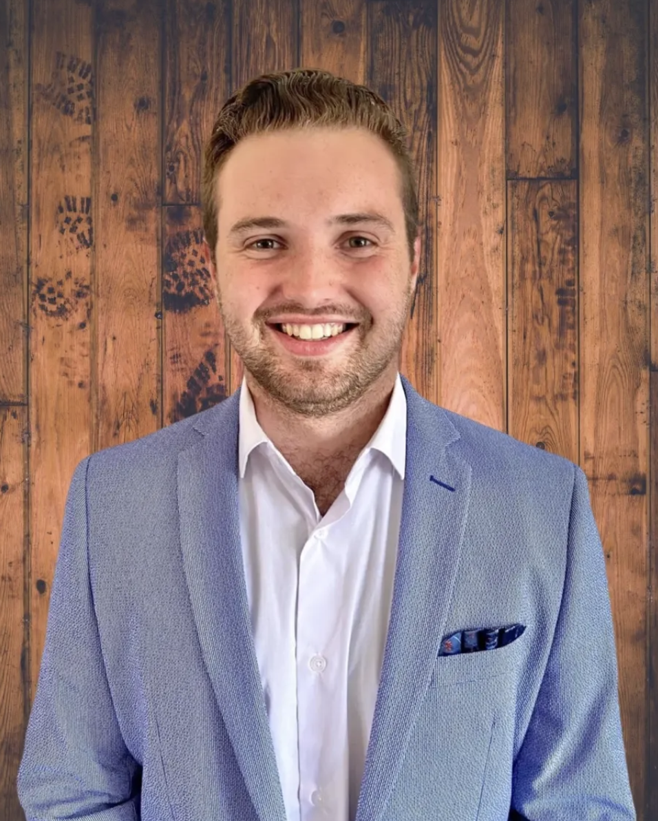 Joseph Tabet, founder of Chalomii Insurance and Investments